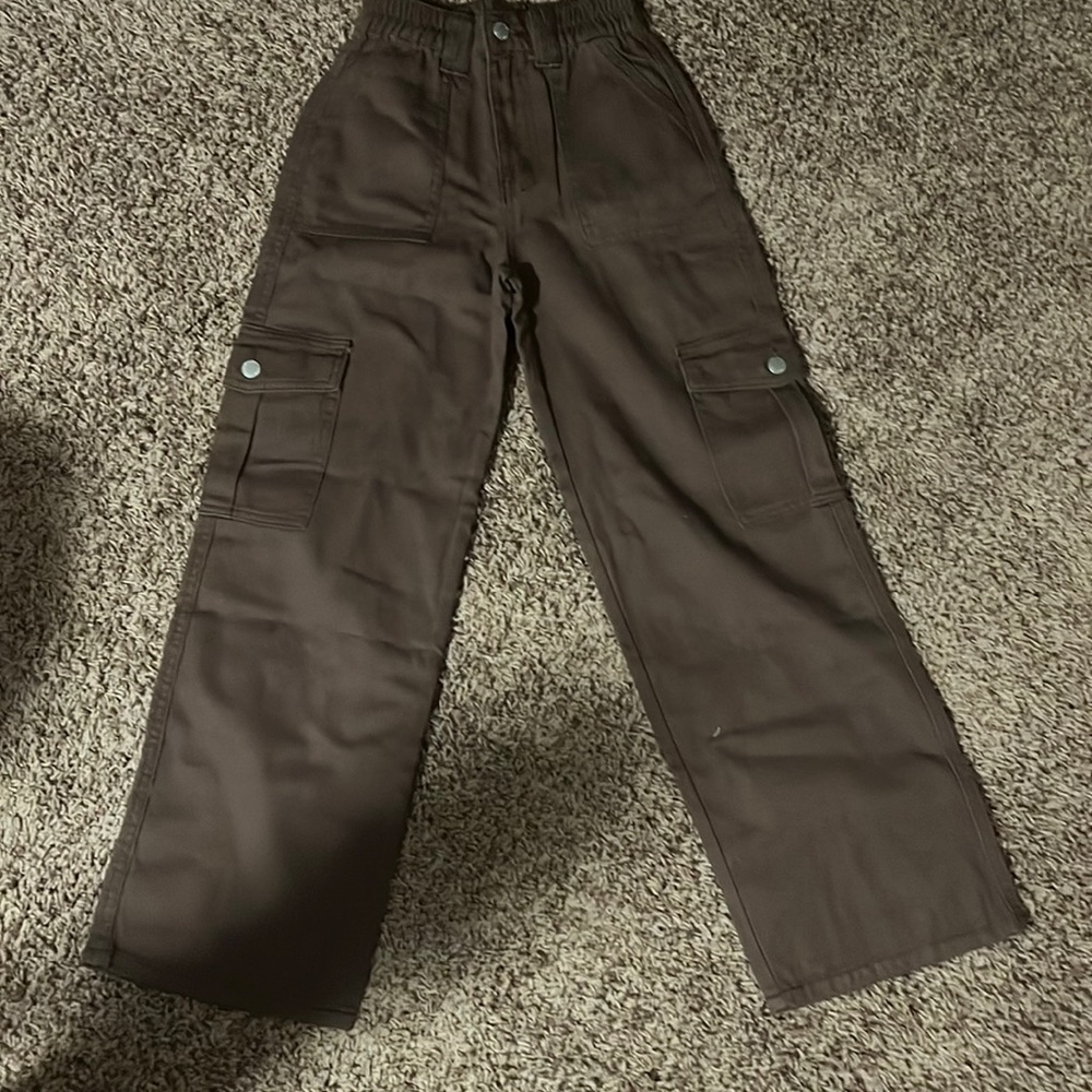 Brown, wide leg cargo pants